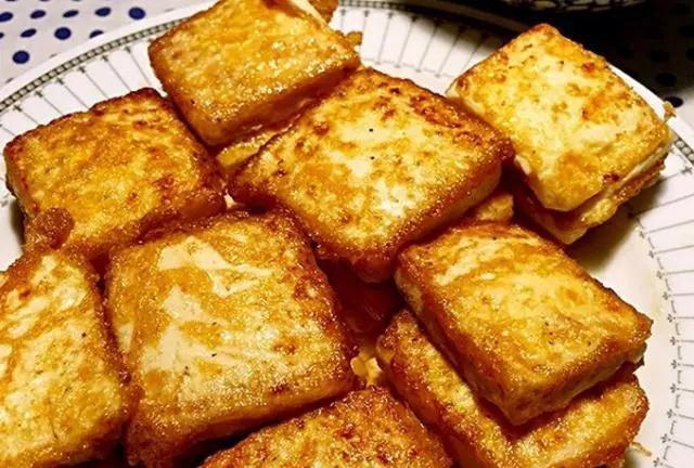 魔域中制作豆腐的步骤是什么？需要哪些材料和工具？