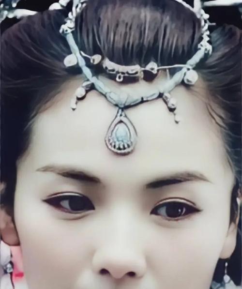 《琅琊榜》游戏中霓凰郡主攻略（解析霓凰郡主在《琅琊榜》游戏中的实用性和技巧）